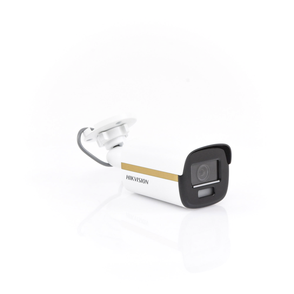 Bala TURBOHD 4K / Imagen a Color 24/7 (ColorVu) / Lente 3.6 mm / METAL / Luz Blanca 40 mts / Exterior IP67 / WDR 130 dB SKU: DS-2CE12UF3T-E